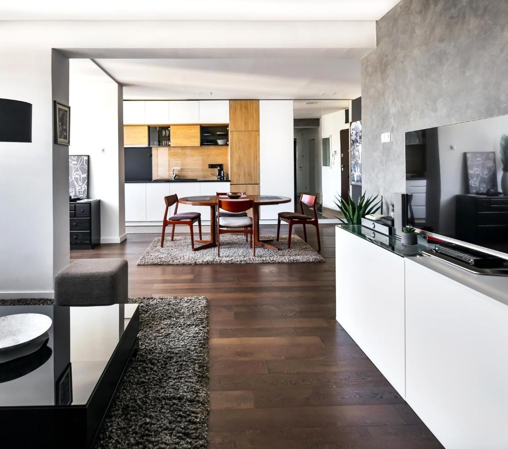 2 Bedroom Penthouse In City Center, Free Parking SJJ Exterior foto