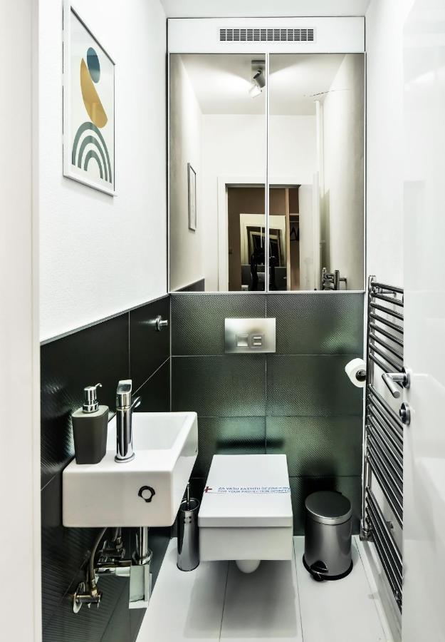 2 Bedroom Penthouse In City Center, Free Parking SJJ Exterior foto